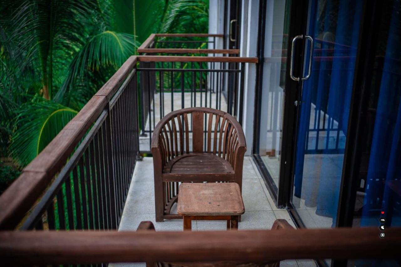 Aqua Marine Beach Hotel คัลคูดาห์ ภายนอก รูปภาพ