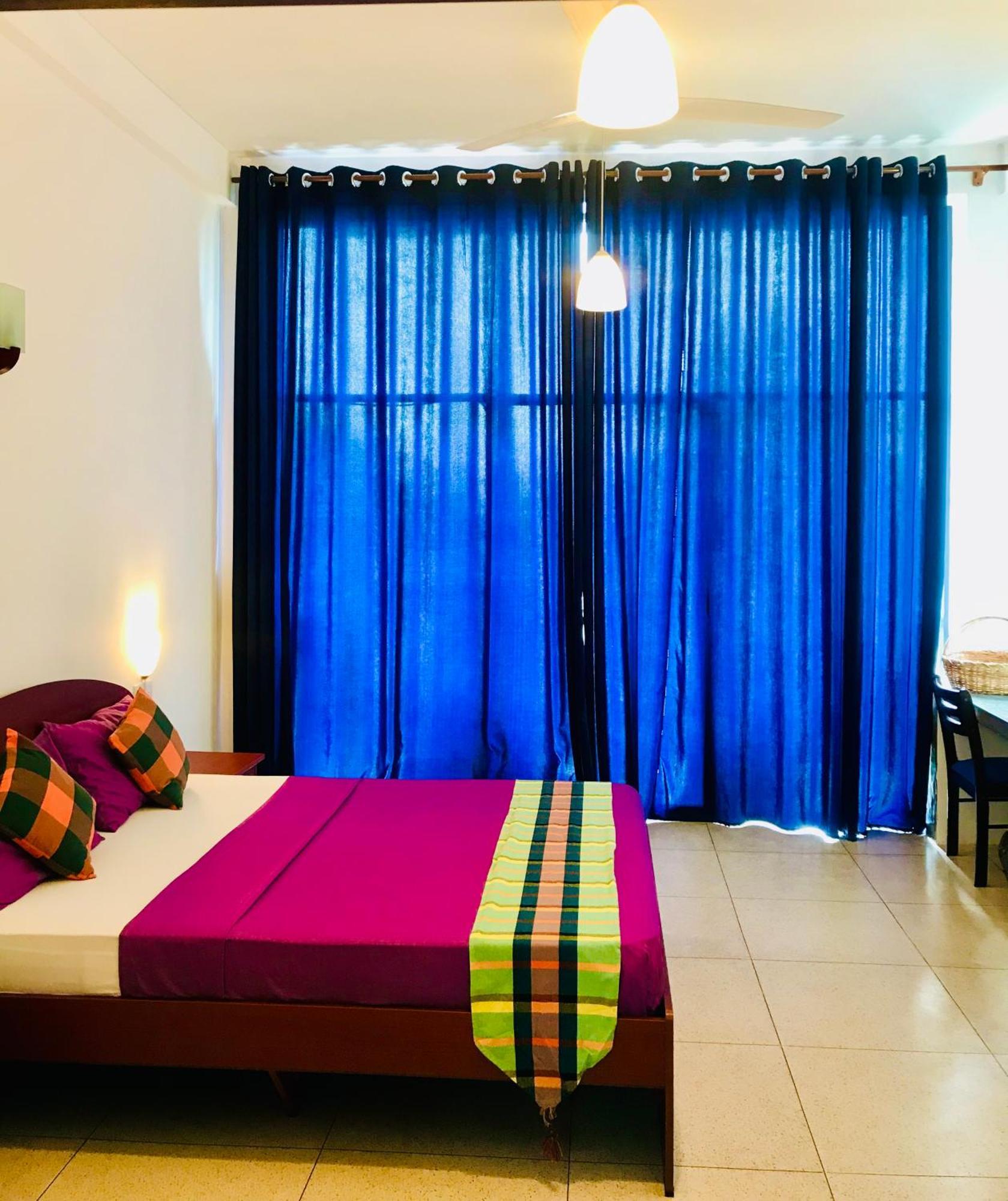 Aqua Marine Beach Hotel คัลคูดาห์ ภายนอก รูปภาพ