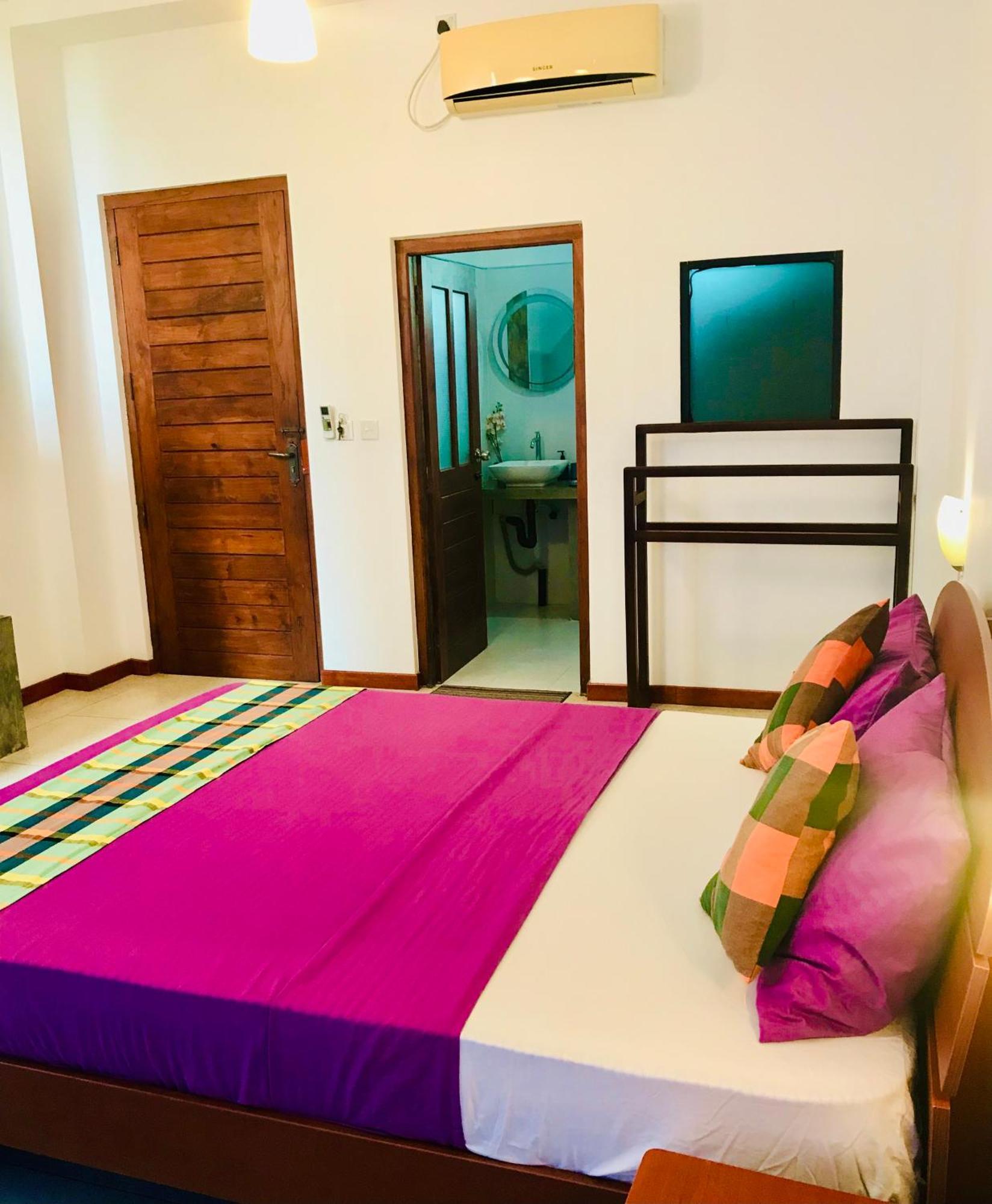 Aqua Marine Beach Hotel คัลคูดาห์ ภายนอก รูปภาพ