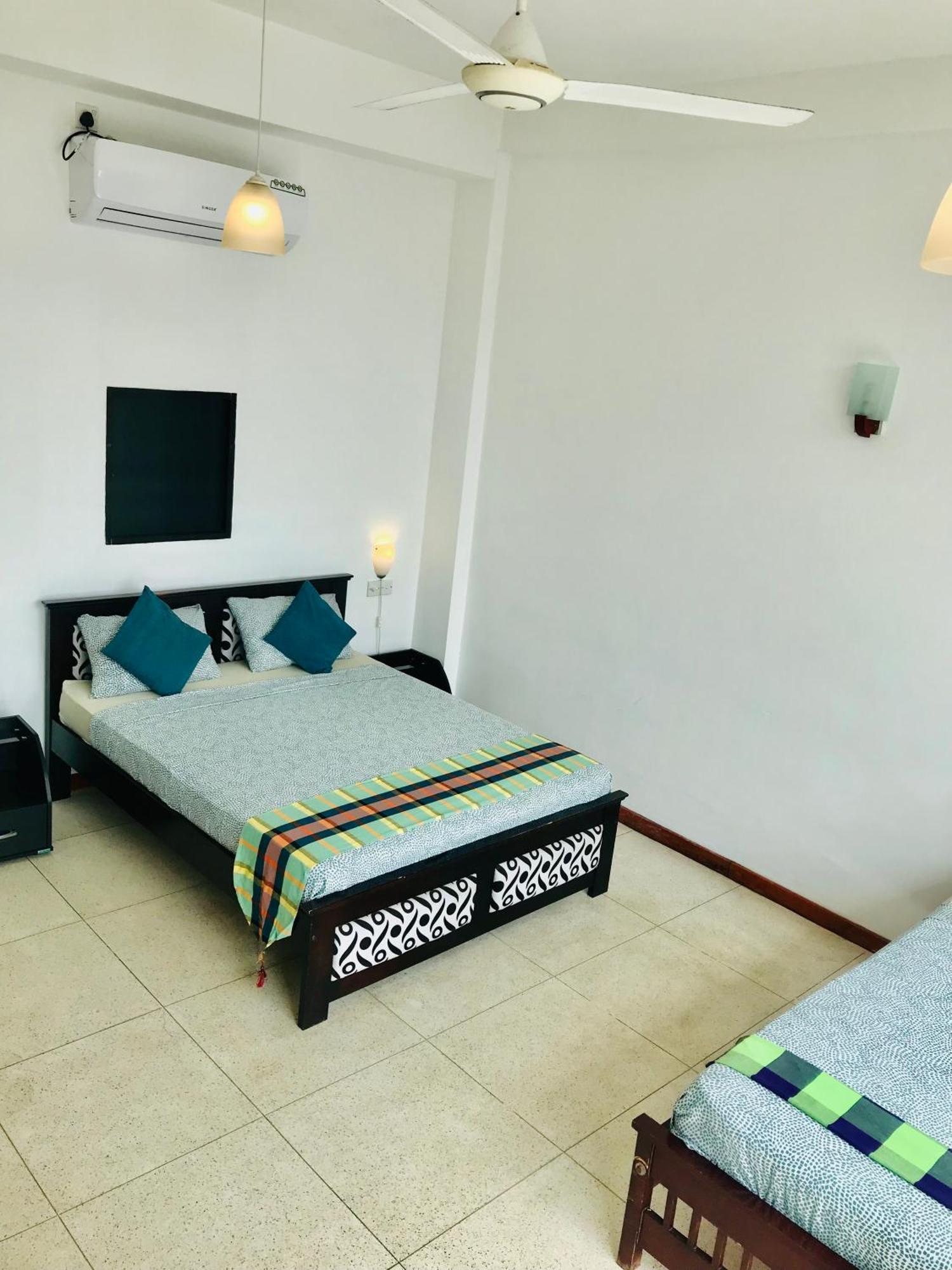Aqua Marine Beach Hotel คัลคูดาห์ ภายนอก รูปภาพ